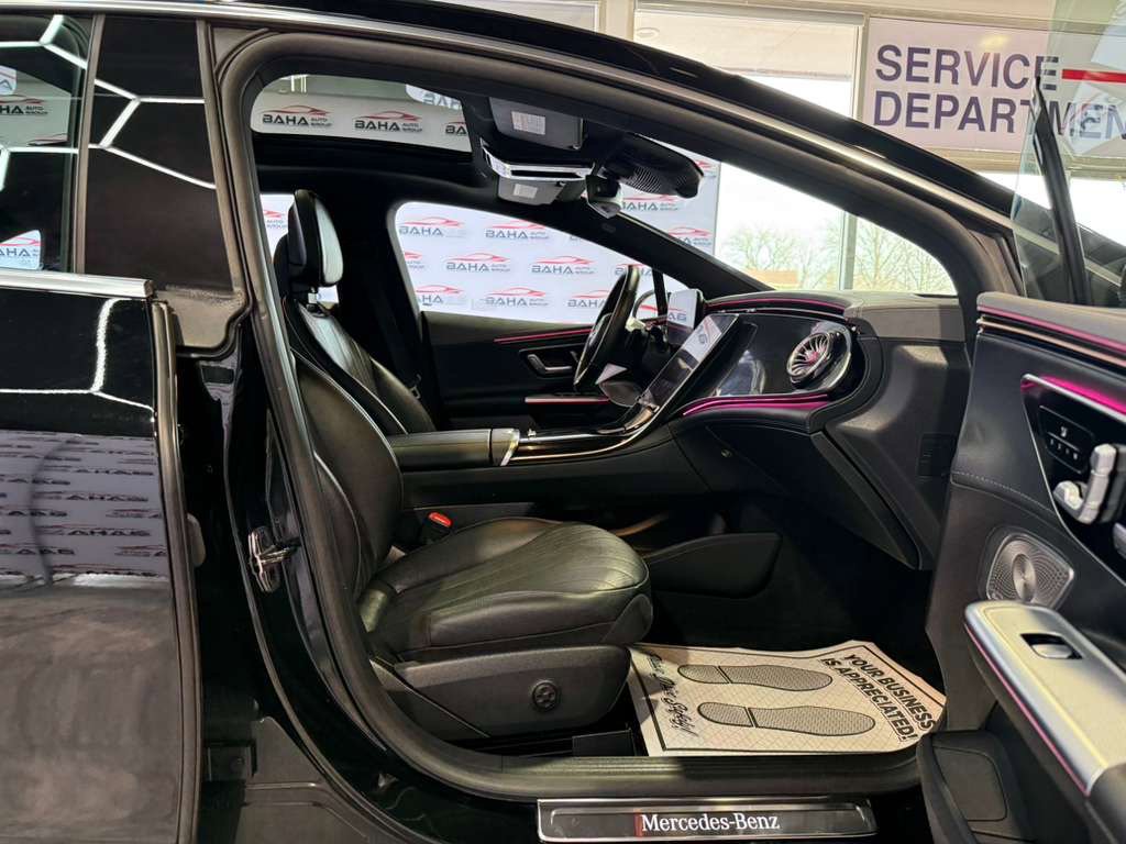 Used 2023 Mercedes-Benz EQE 500 4MATIC Sedan image 54