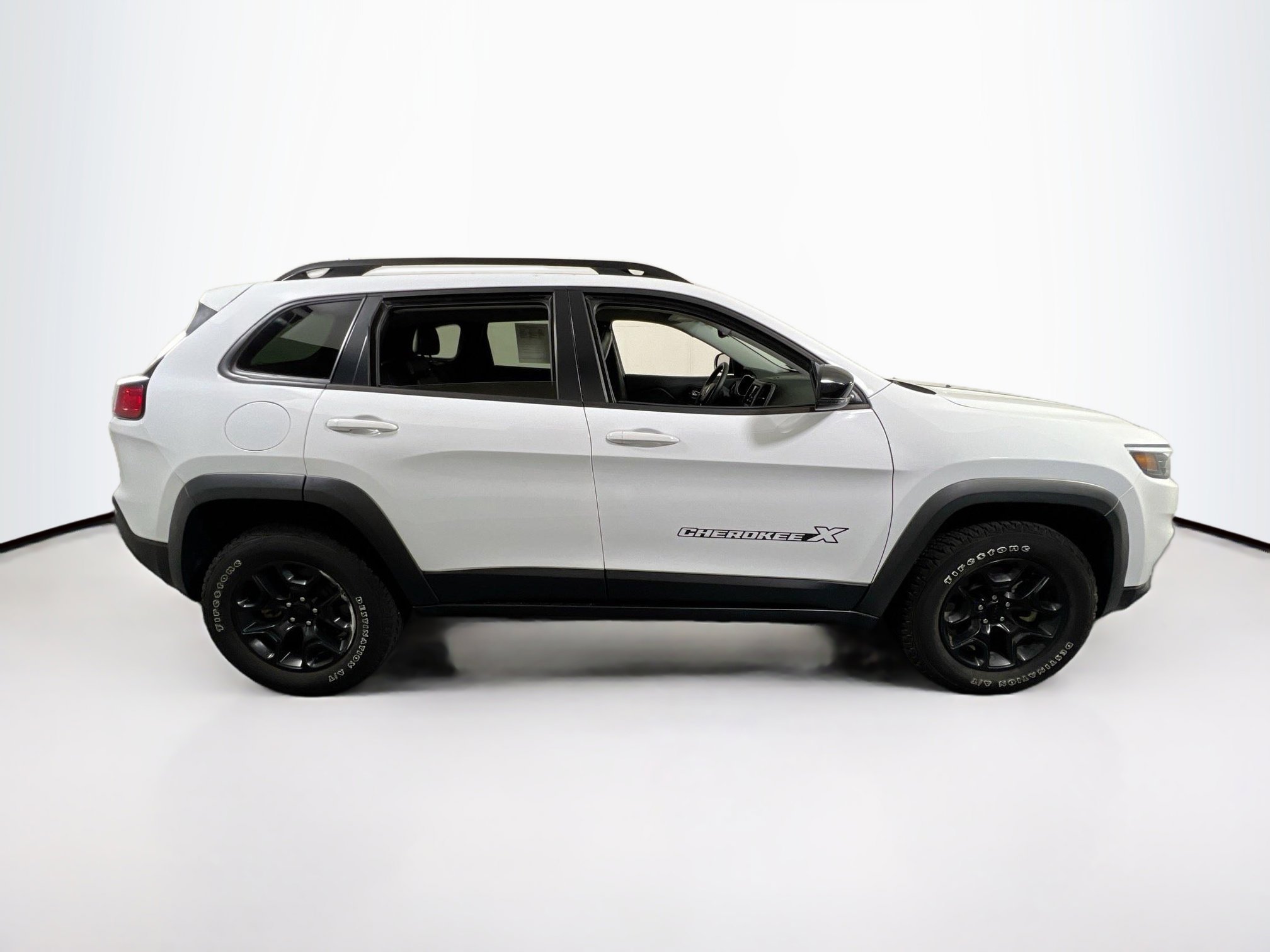 Used 2022 Jeep Cherokee Latitude image 4