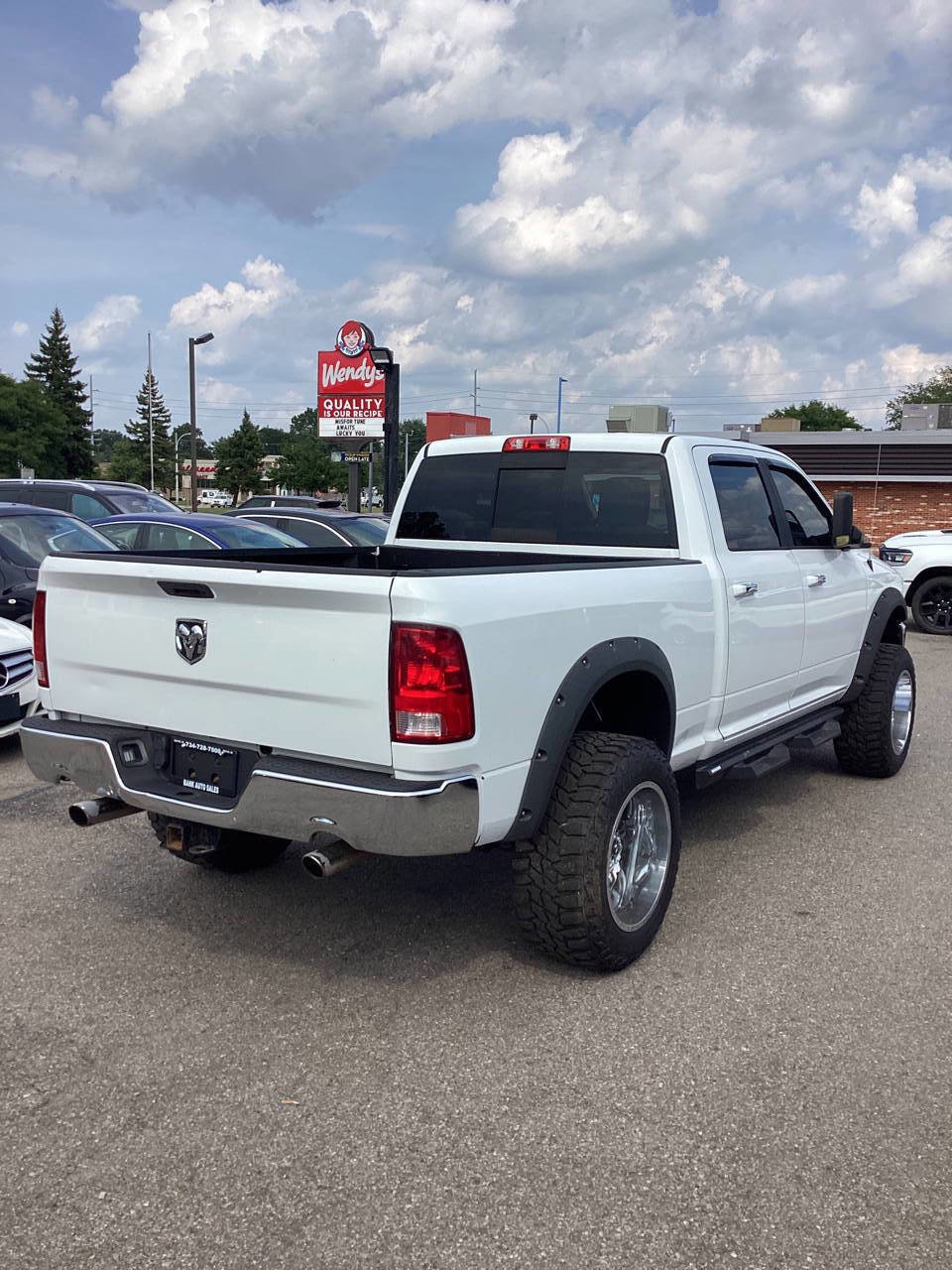 Used 2017 RAM 2500 SLT image 10