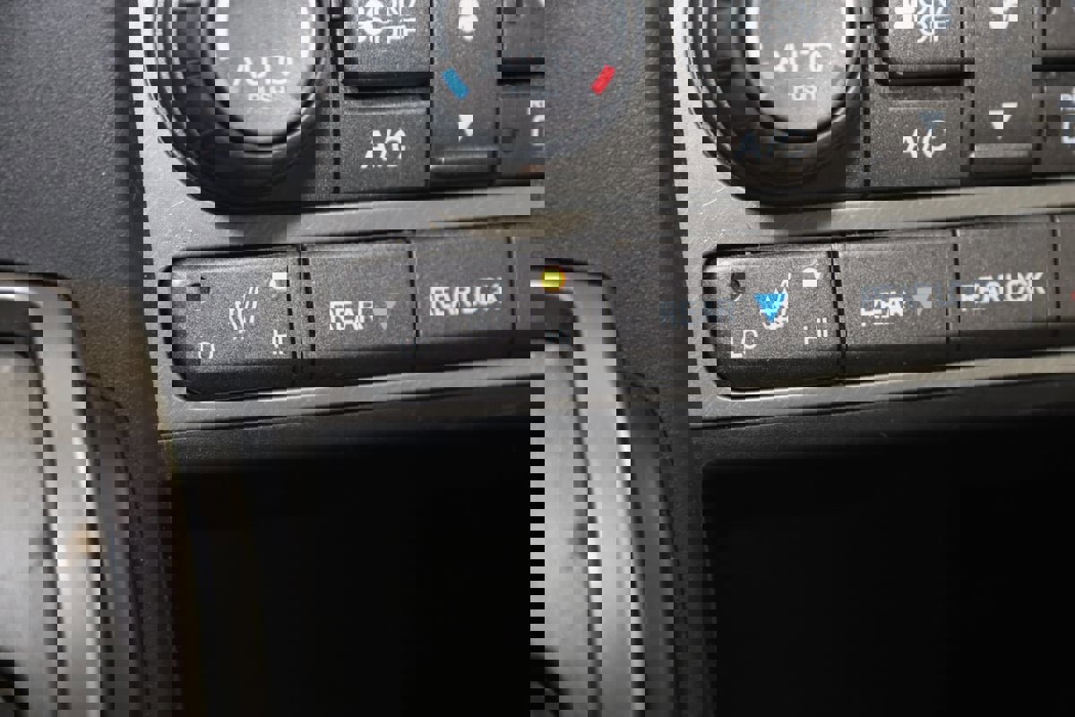 Used 2015 Honda Pilot EX-L image 8