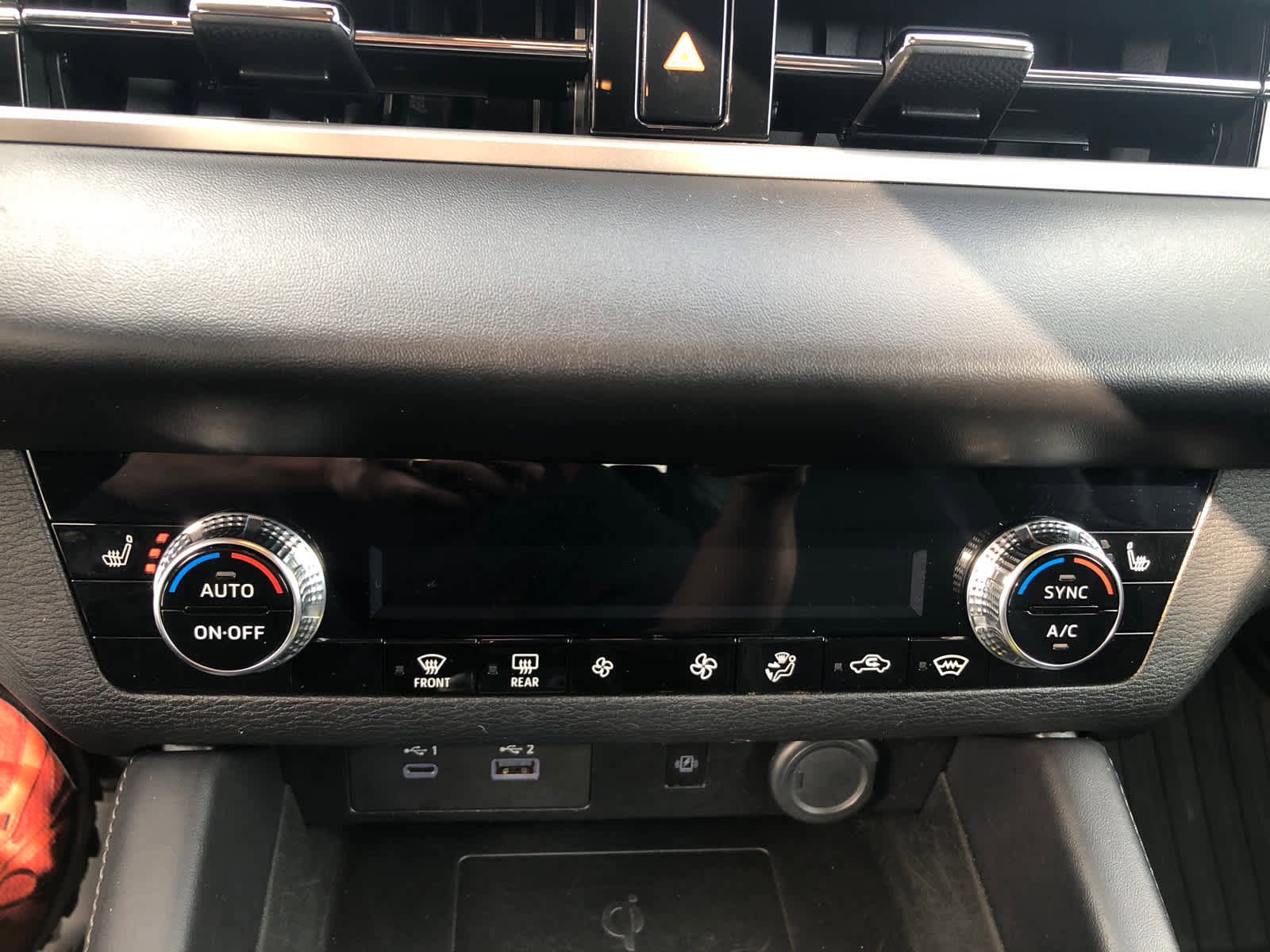 Used 2024 Mitsubishi Outlander SE image 19