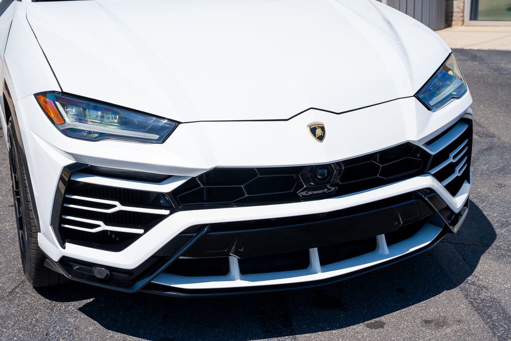 Used 2022 Lamborghini Urus AWD/4WD image 5