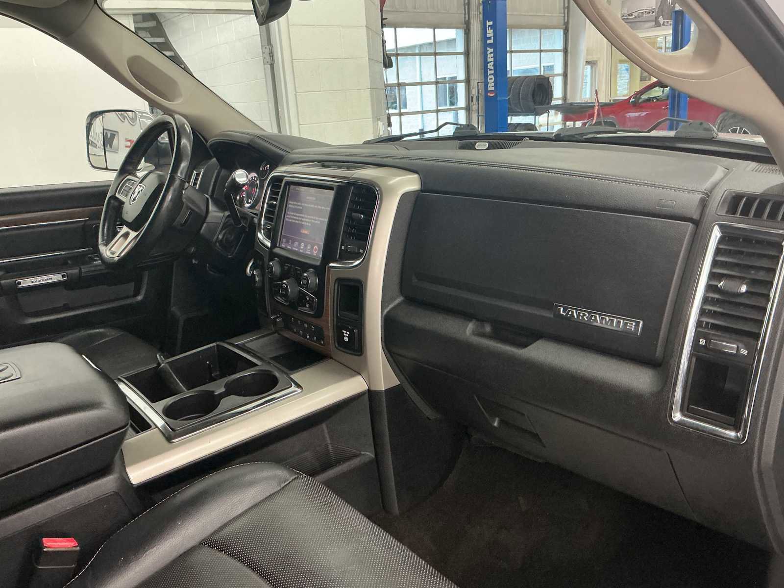 Used 2014 RAM 2500 Laramie image 23