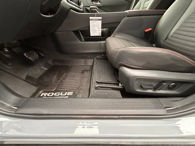 Used 2026 Nissan Rogue Rock Creek image 26