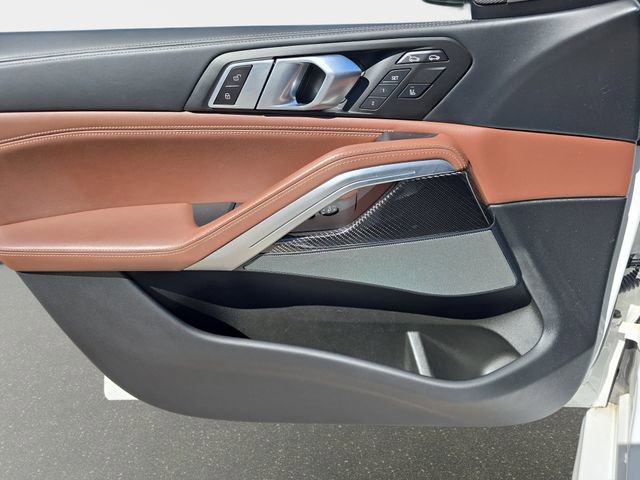 Used 2022 BMW X6 M50i w/ Executive Package image 30