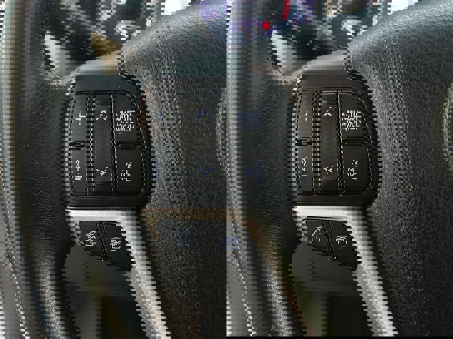 Used 2015 Toyota Sienna XLE w/ XLE Navigation Package FWD image 20