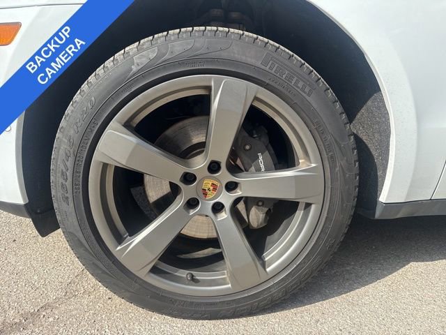 Used 2022 Porsche Macan image 8