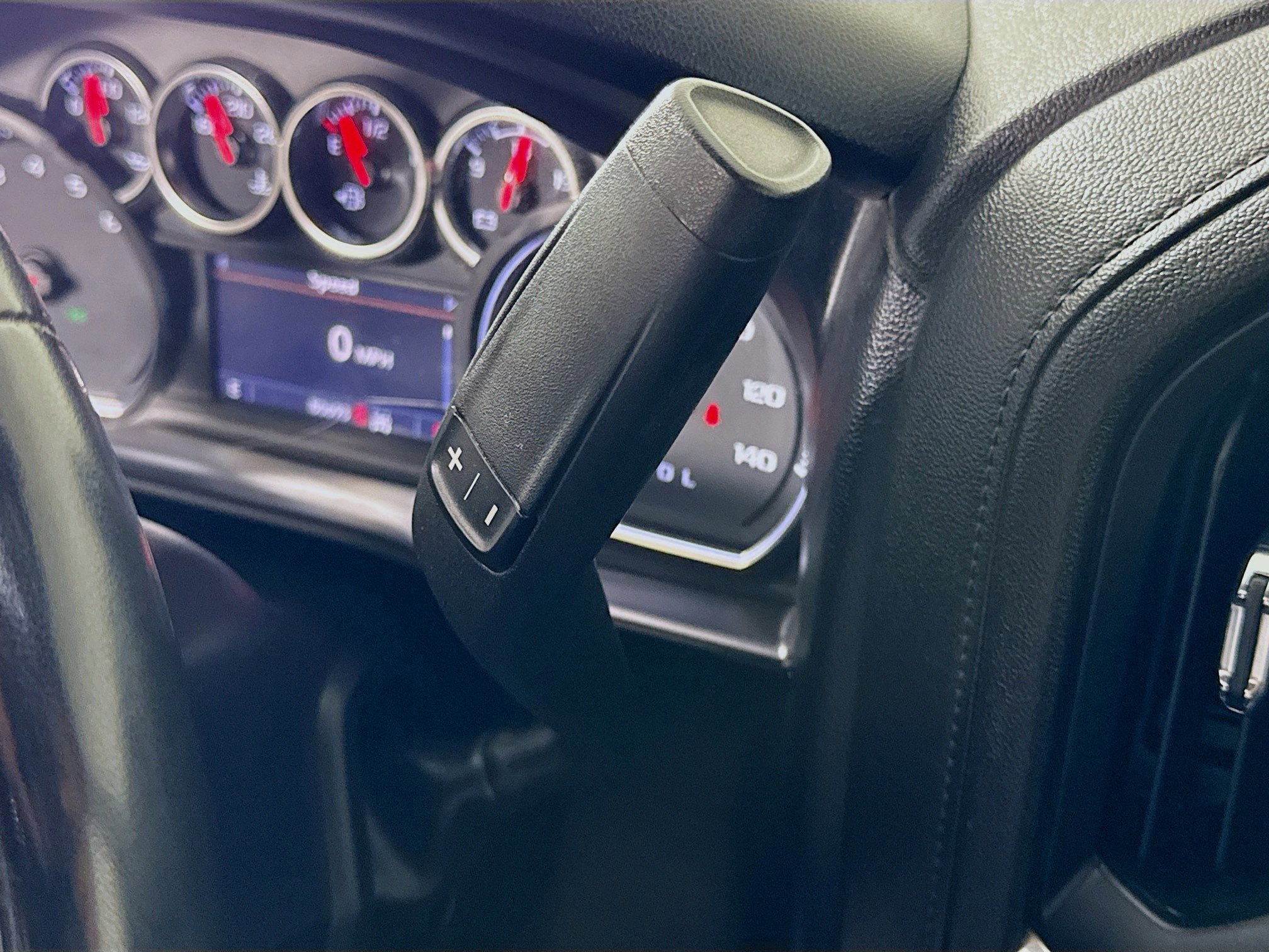 Used 2023 Chevrolet Silverado 2500 LT AWD/4WD image 20