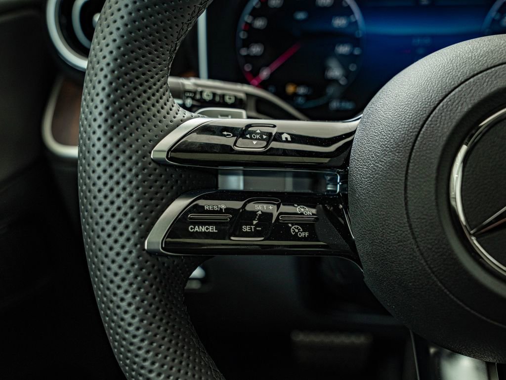 New 2026 Mercedes-Benz GLC 300 4MATIC image 17