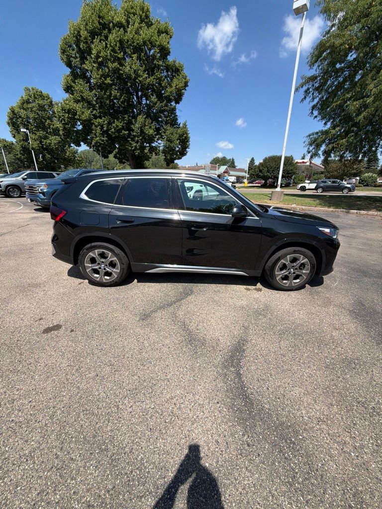 Used 2025 BMW X1 xDrive28i AWD/4WD image 6