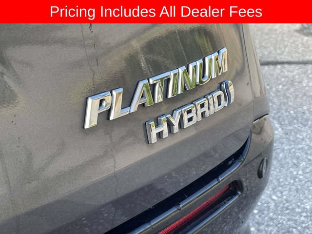 Used 2023 Toyota Sienna Platinum AWD/4WD image 12