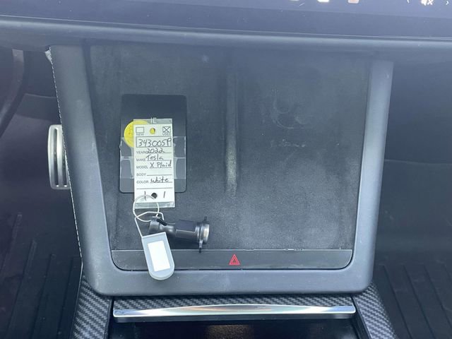 Used 2022 Tesla Model X Plaid image 24