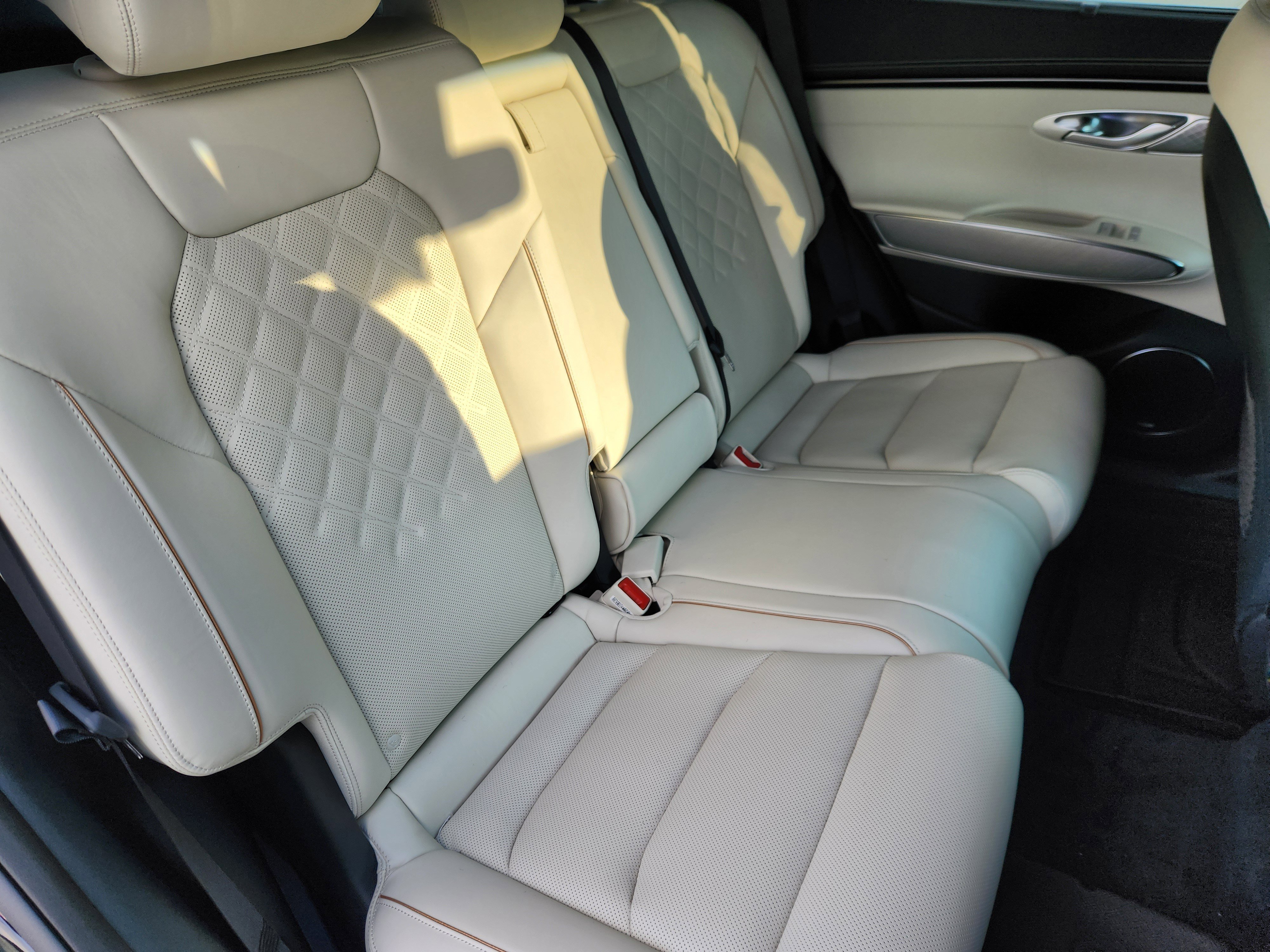 Used 2025 Genesis Electrified GV70 Advanced w/ Prestige Package image 17