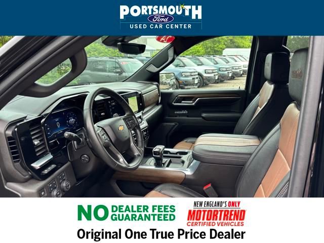 Used 2024 Chevrolet Silverado 1500 High Country w/ Technology Package image 4