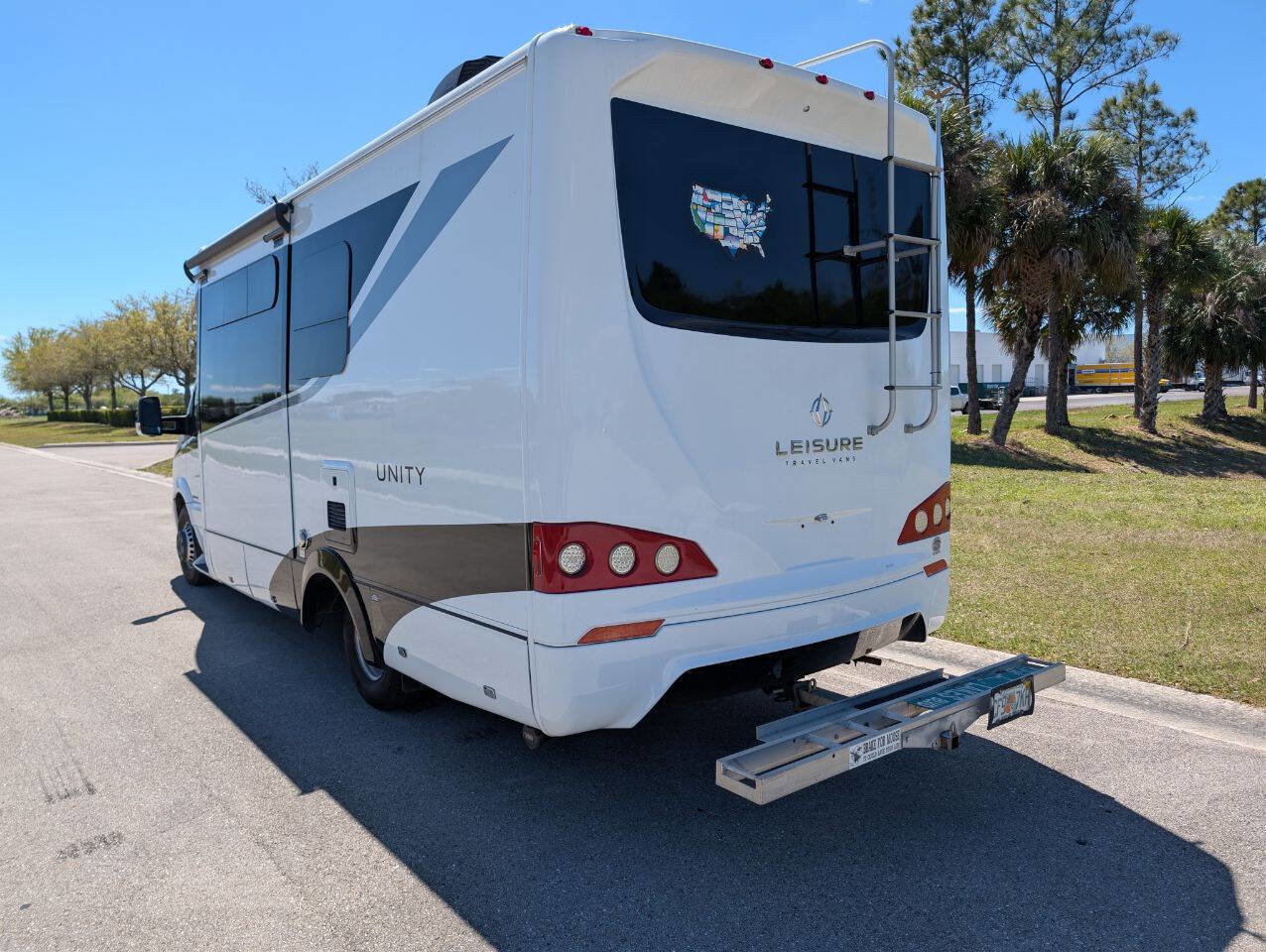 Used 2016 Mercedes-Benz Sprinter 3500 image 8