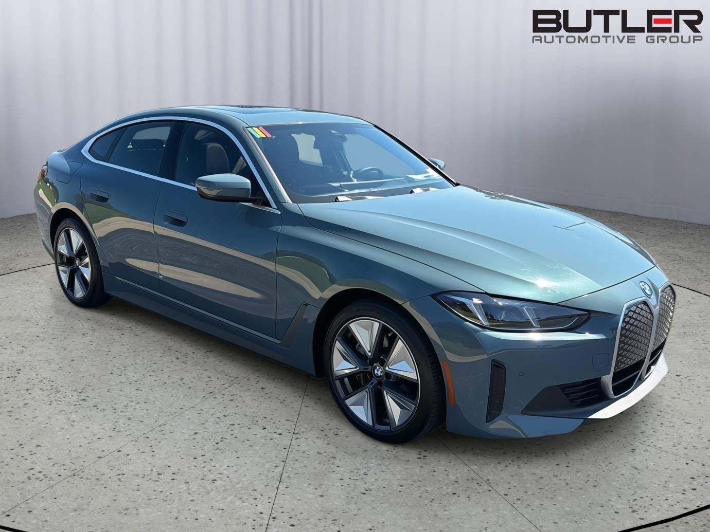 Used 2025 BMW i4 eDrive40 w/ Premium Package RWD image 8