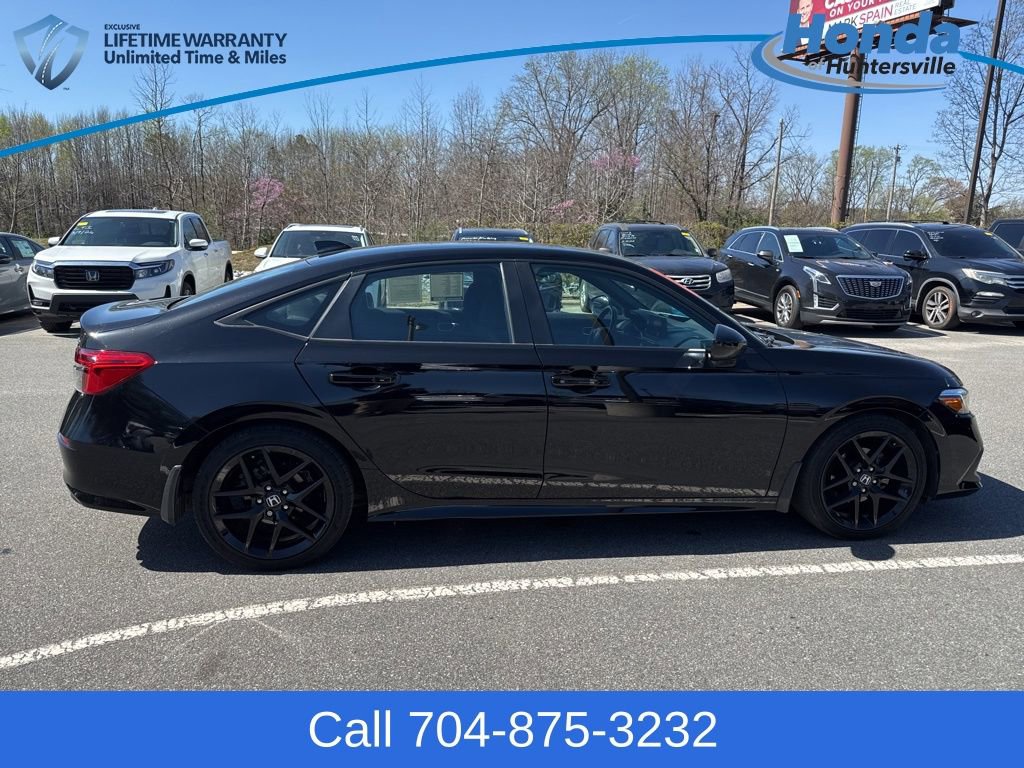 Used 2023 Honda Civic Sport image 9