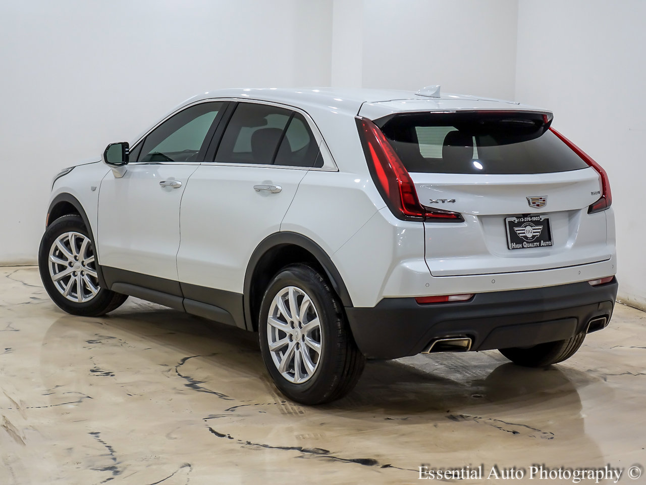 Used 2023 Cadillac XT4 Luxury image 10