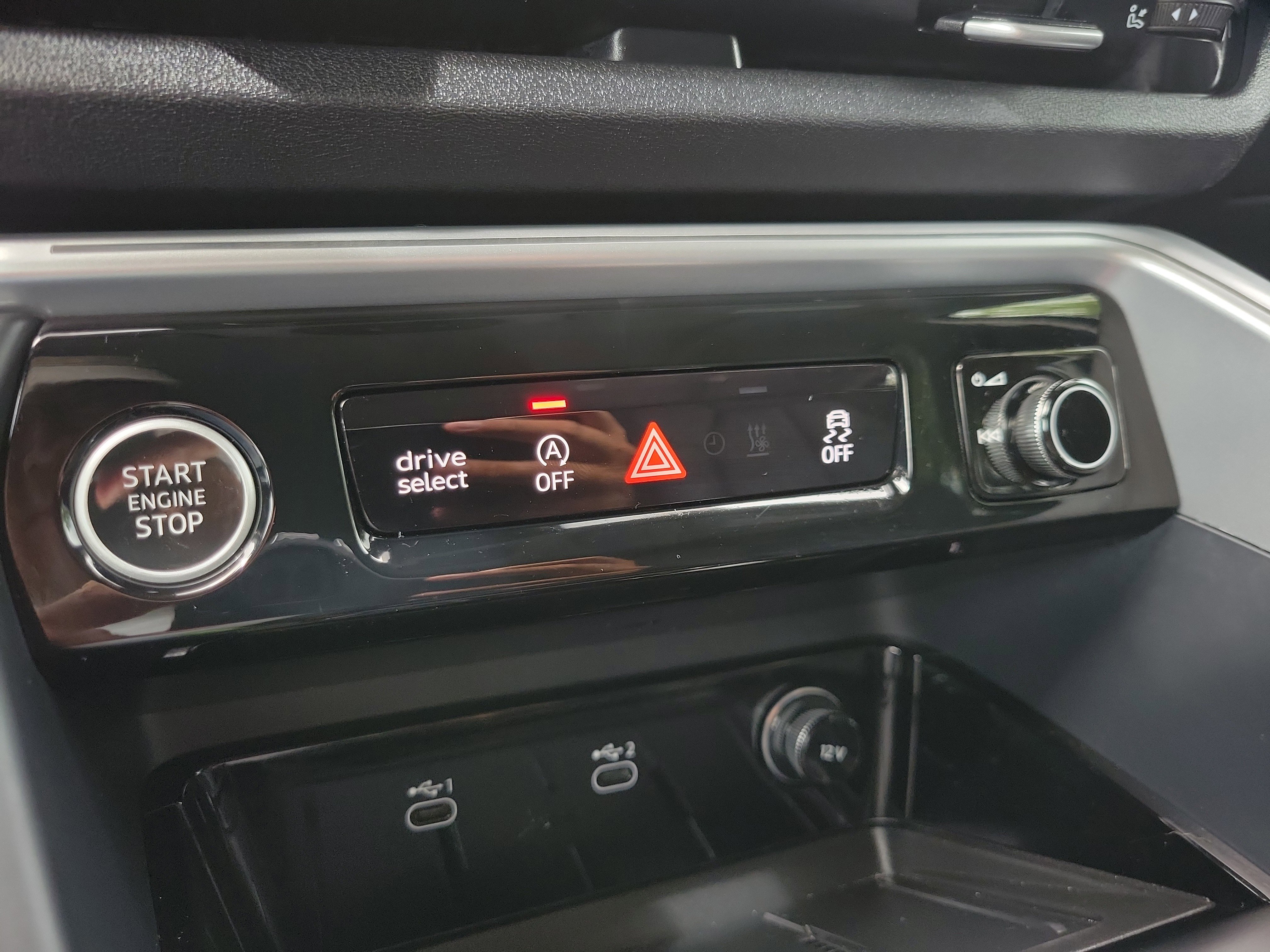 Certified 2025 Audi Q5 Premium Plus w/ Premium Plus image 26