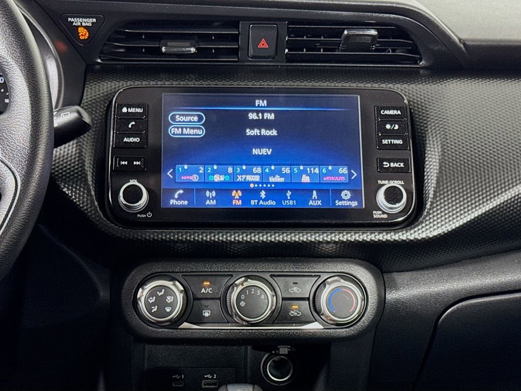Used 2023 Nissan Kicks SV FWD image 12
