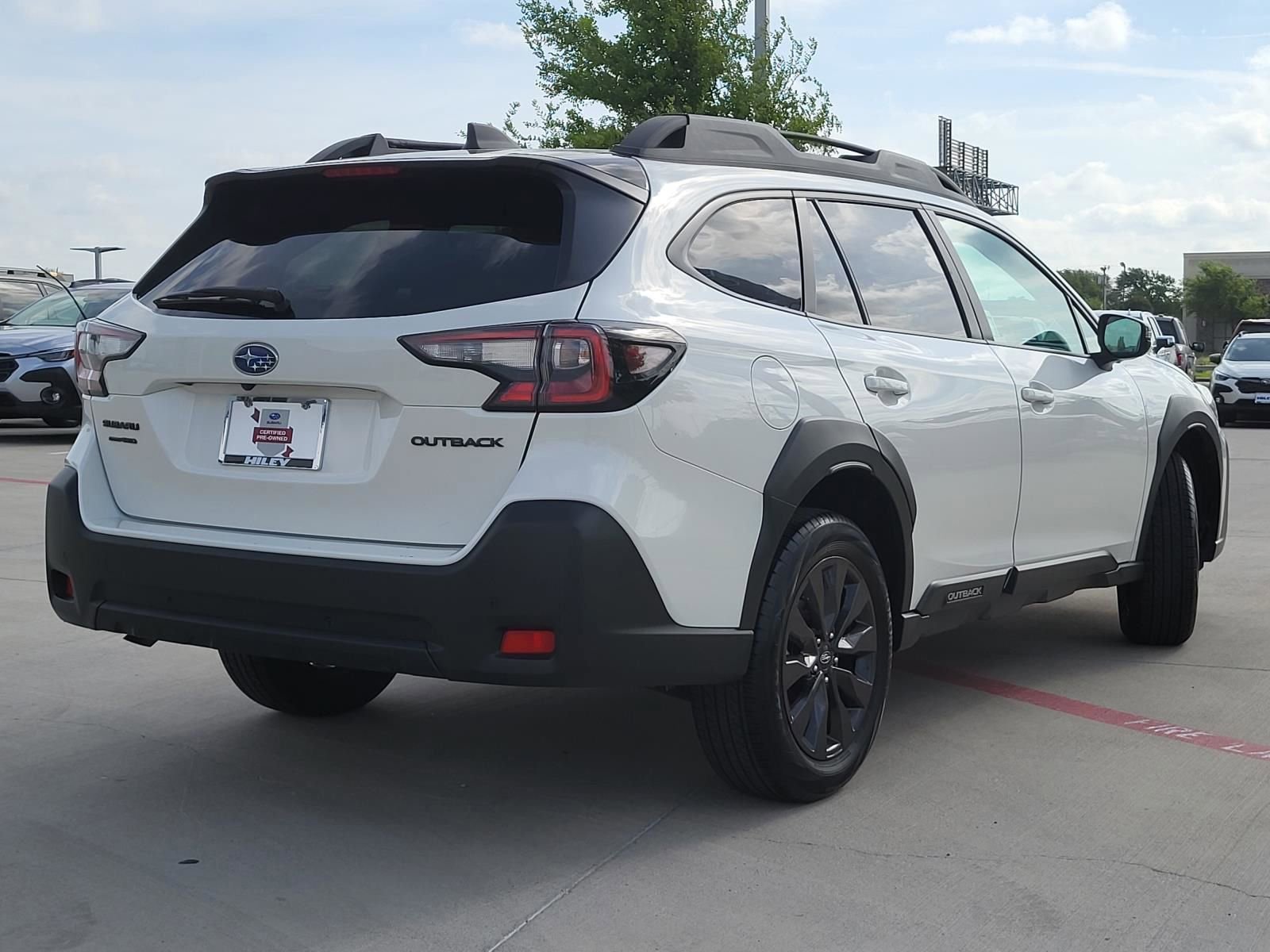 Certified 2025 Subaru Outback Onyx Edition AWD/4WD image 4