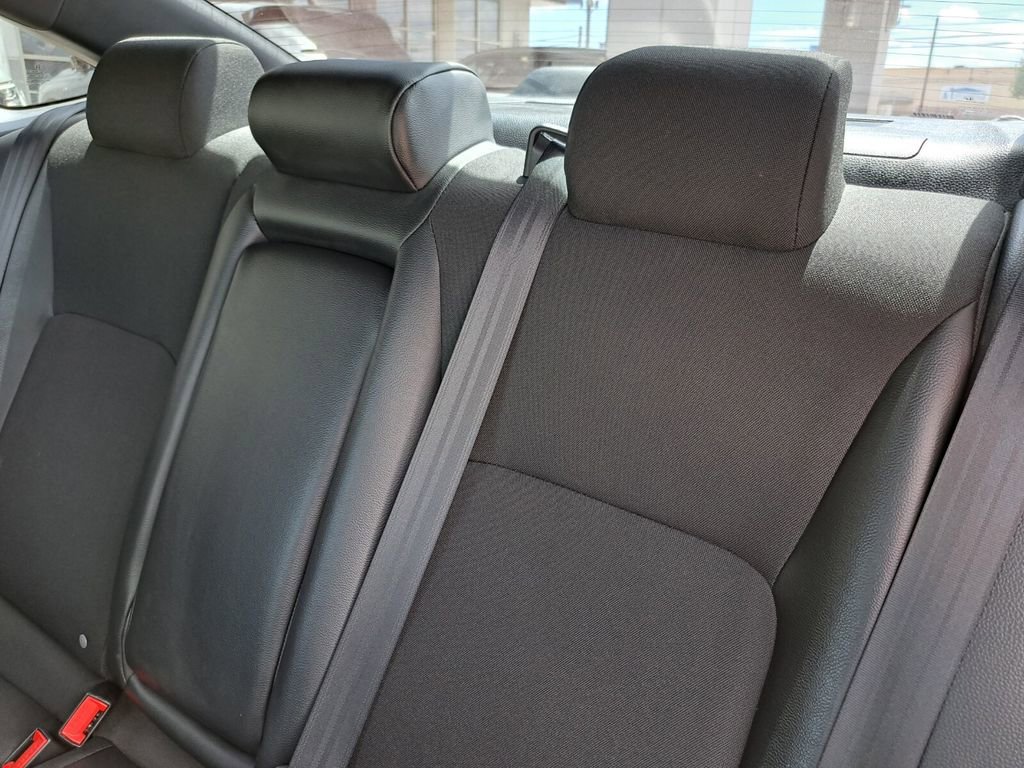 Used 2025 Honda Civic Sport image 22