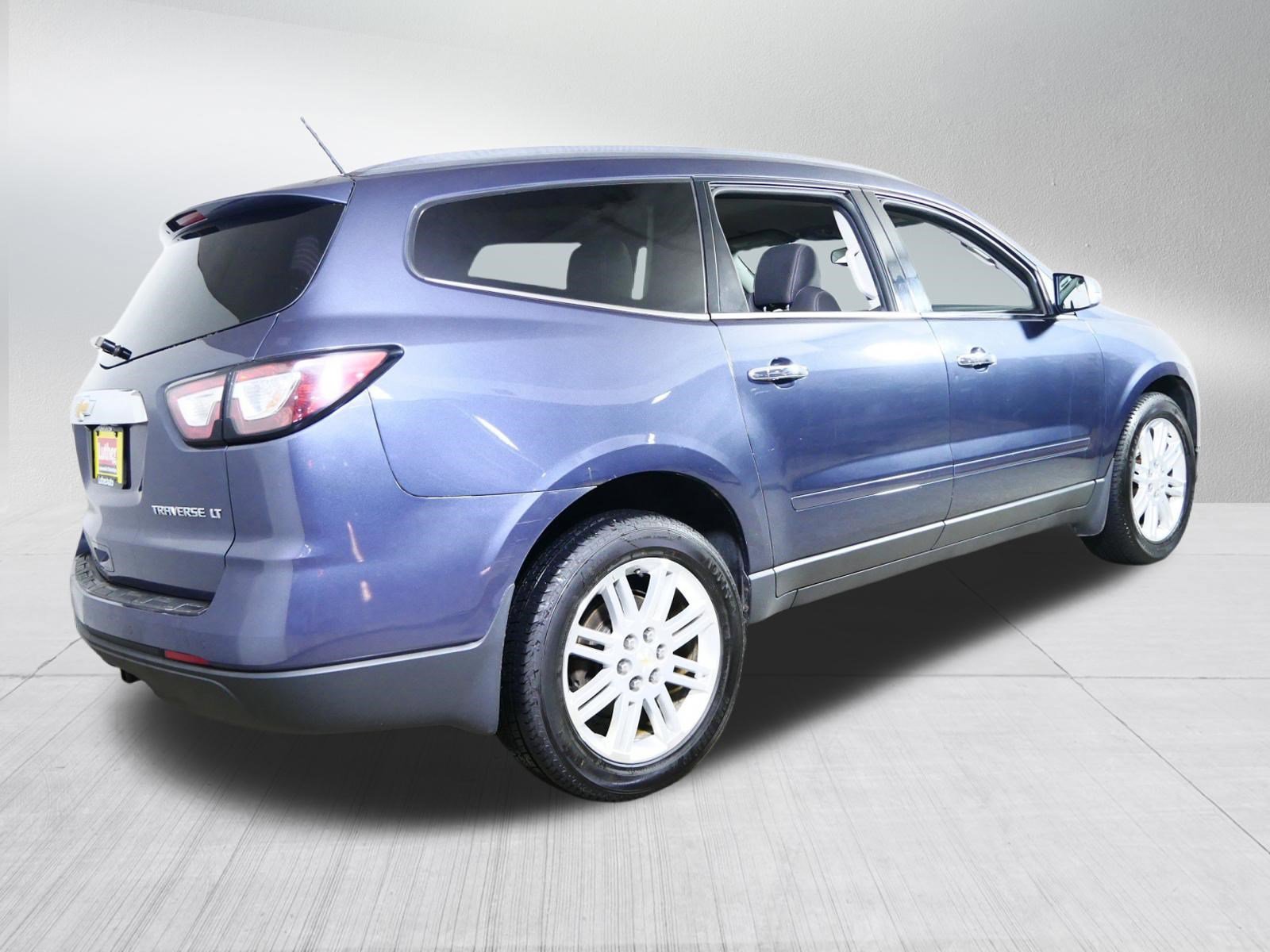 Used 2013 Chevrolet Traverse LT w/ All-Star Edition AWD/4WD image 7