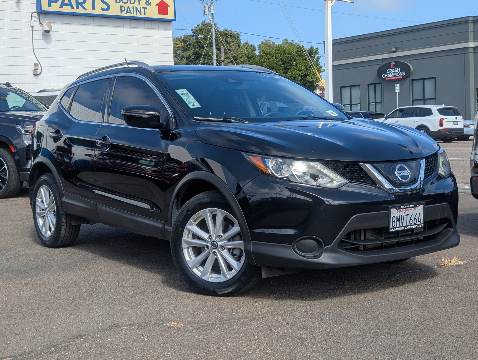 Used 2019 Nissan Rogue Sport SV FWD image 2