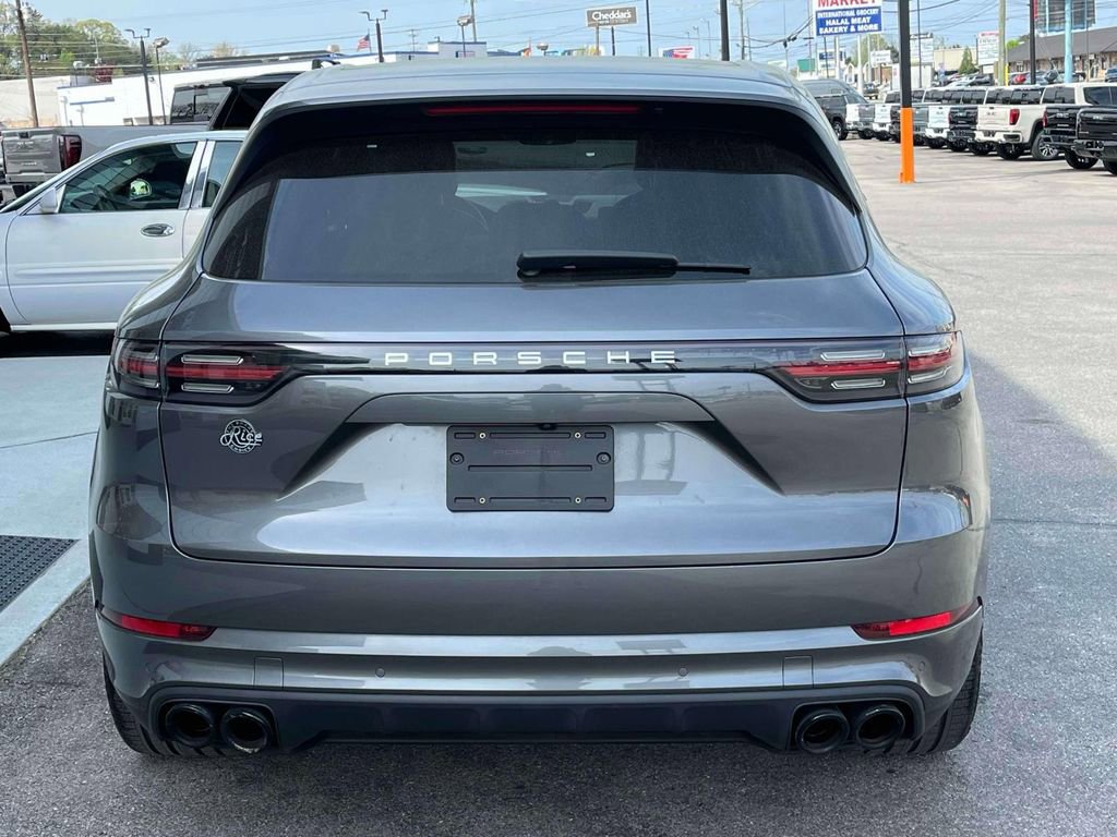 Used 2019 Porsche Cayenne image 4