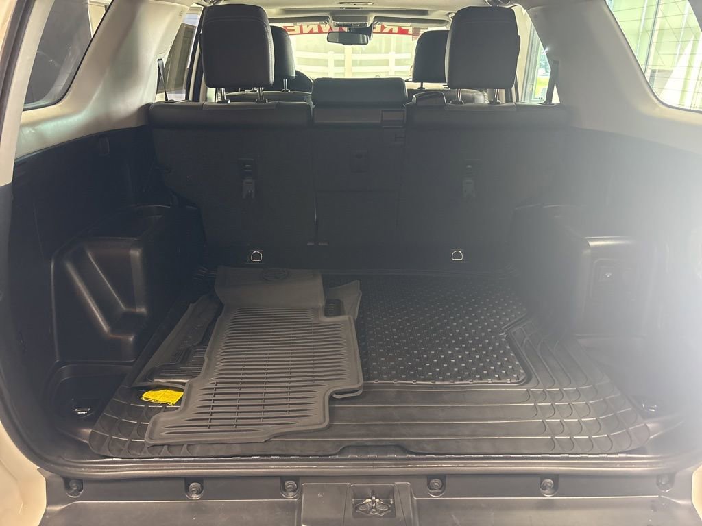 Used 2021 Toyota 4Runner SR5 Premium w/ Moonroof Package AWD/4WD image 6