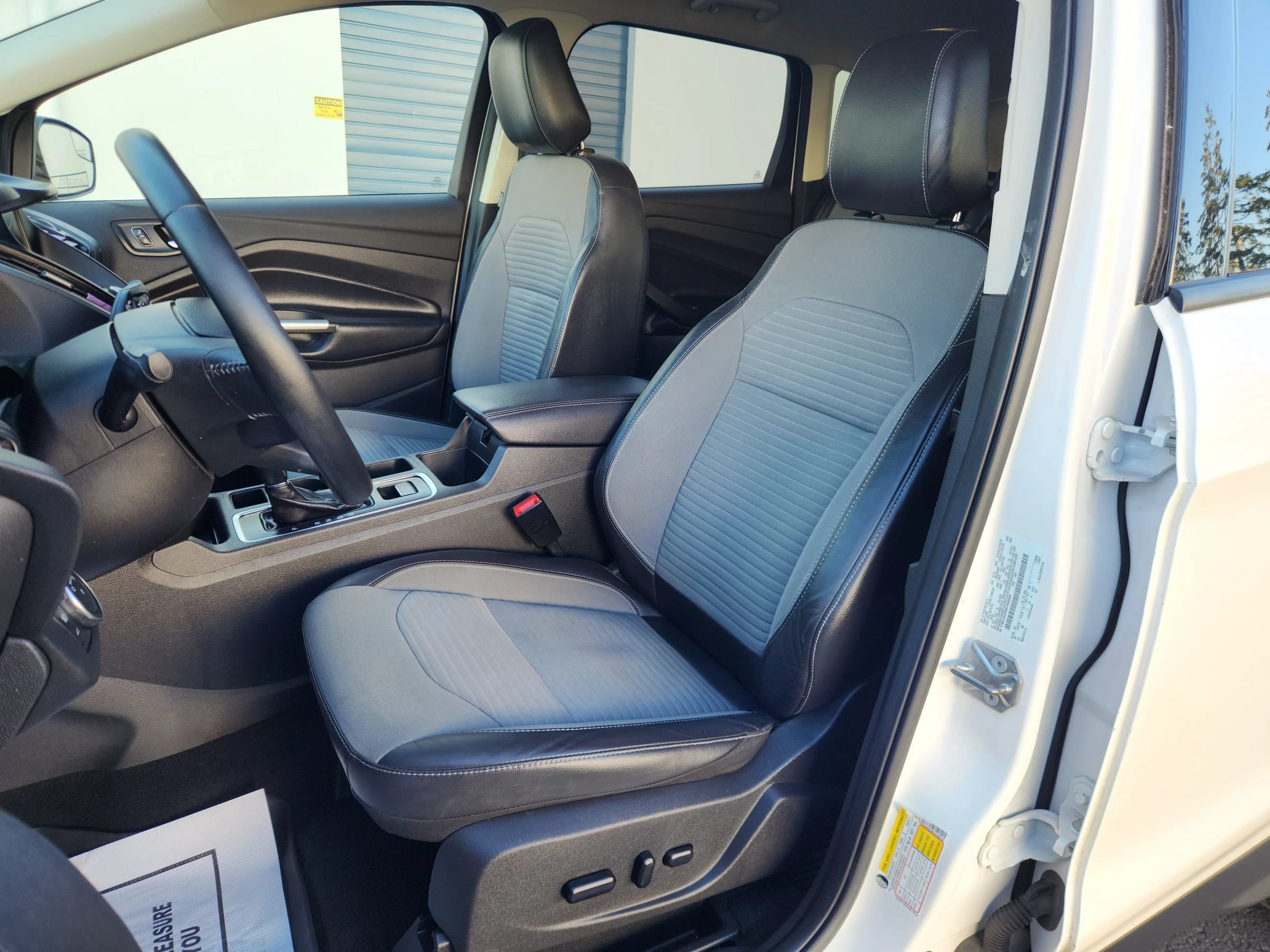 Used 2019 Ford Escape SE AWD/4WD image 8