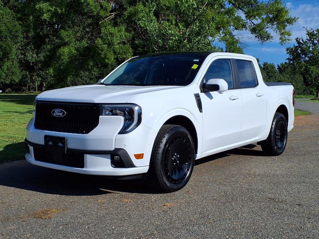 Certified 2025 Ford Maverick Lobo image 1