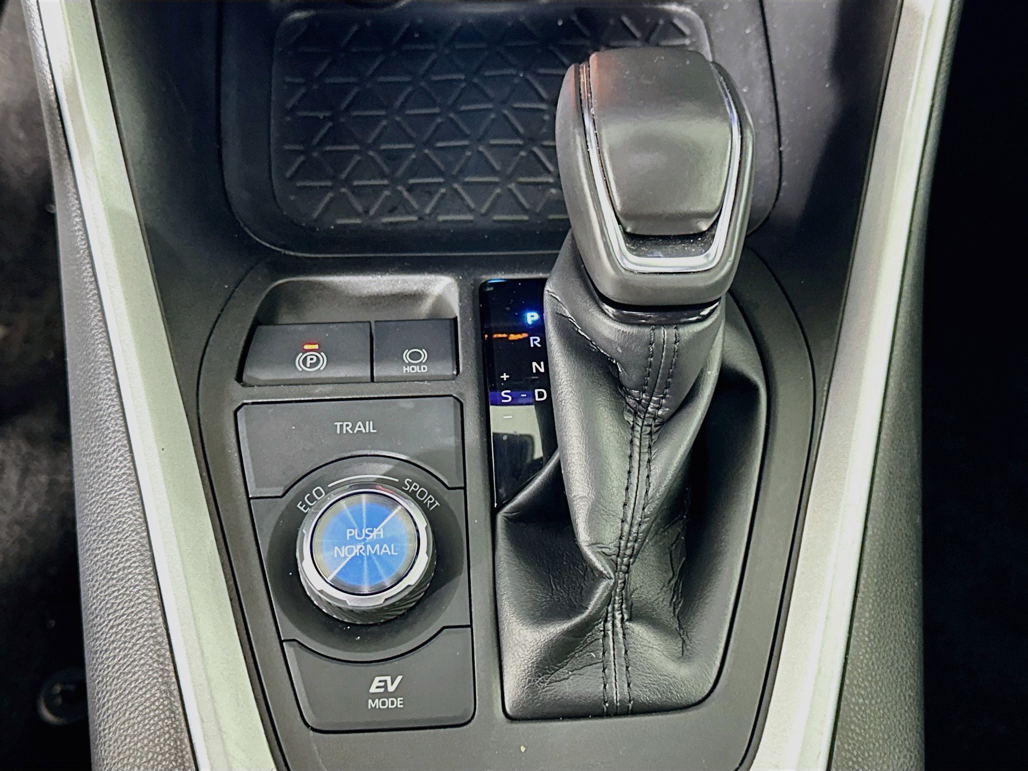 Used 2023 Toyota RAV4 XSE w/ XSE Grade Weather Package AWD/4WD image 24