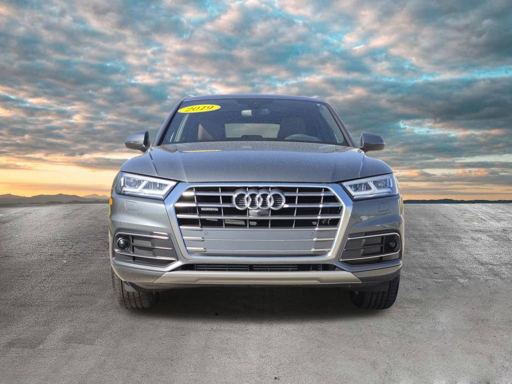 Used 2019 Audi Q5 Prestige AWD/4WD image 3