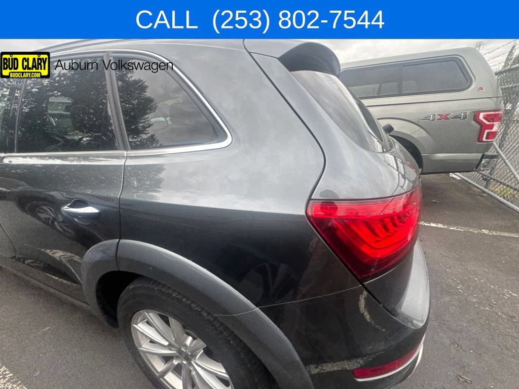 Used 2017 Audi Q5 2.0T Premium Plus w/ Technology Package AWD/4WD image 16