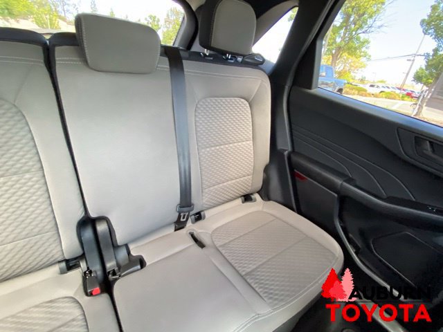 Used 2022 Ford Escape SE FWD image 17