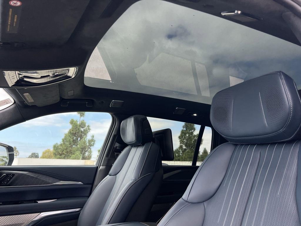 New 2026 Cadillac Escalade IQ Luxury 2 image 25