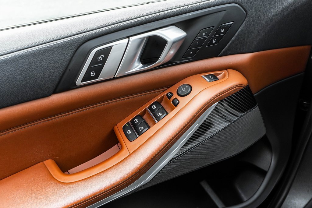 Used 2022 BMW X5 M50i w/ Executive Package image 16