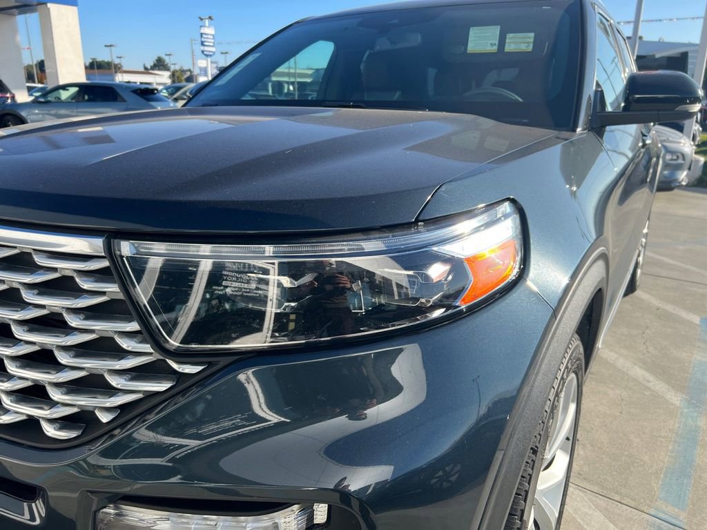 Used 2023 Ford Explorer Platinum w/ Technology Package image 33