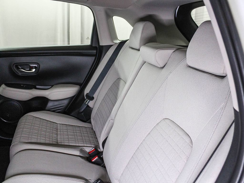 Used 2023 Honda HR-V LX image 19