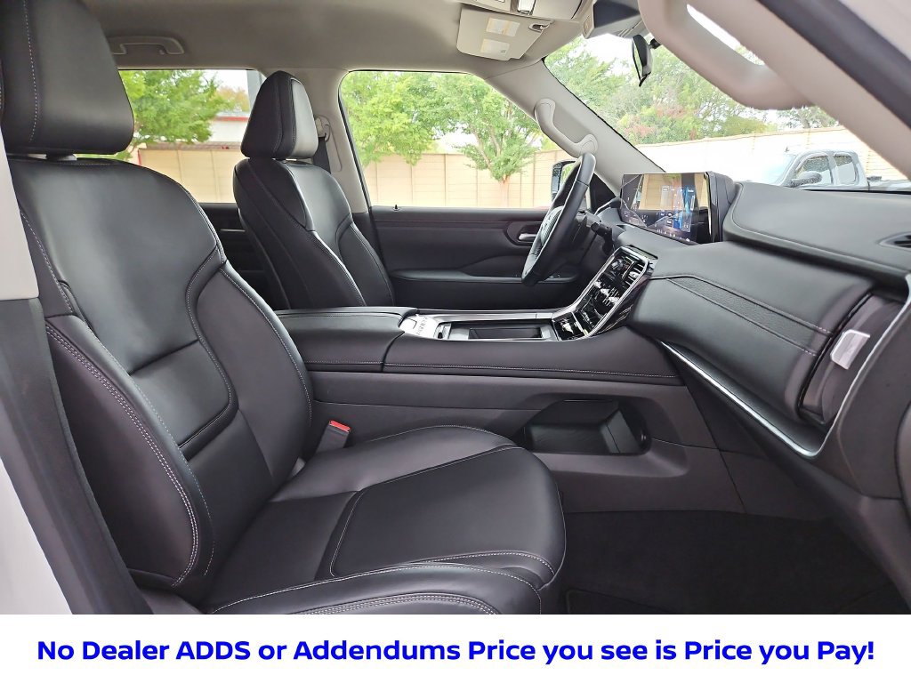 Certified 2026 Nissan Armada SV AWD/4WD image 39
