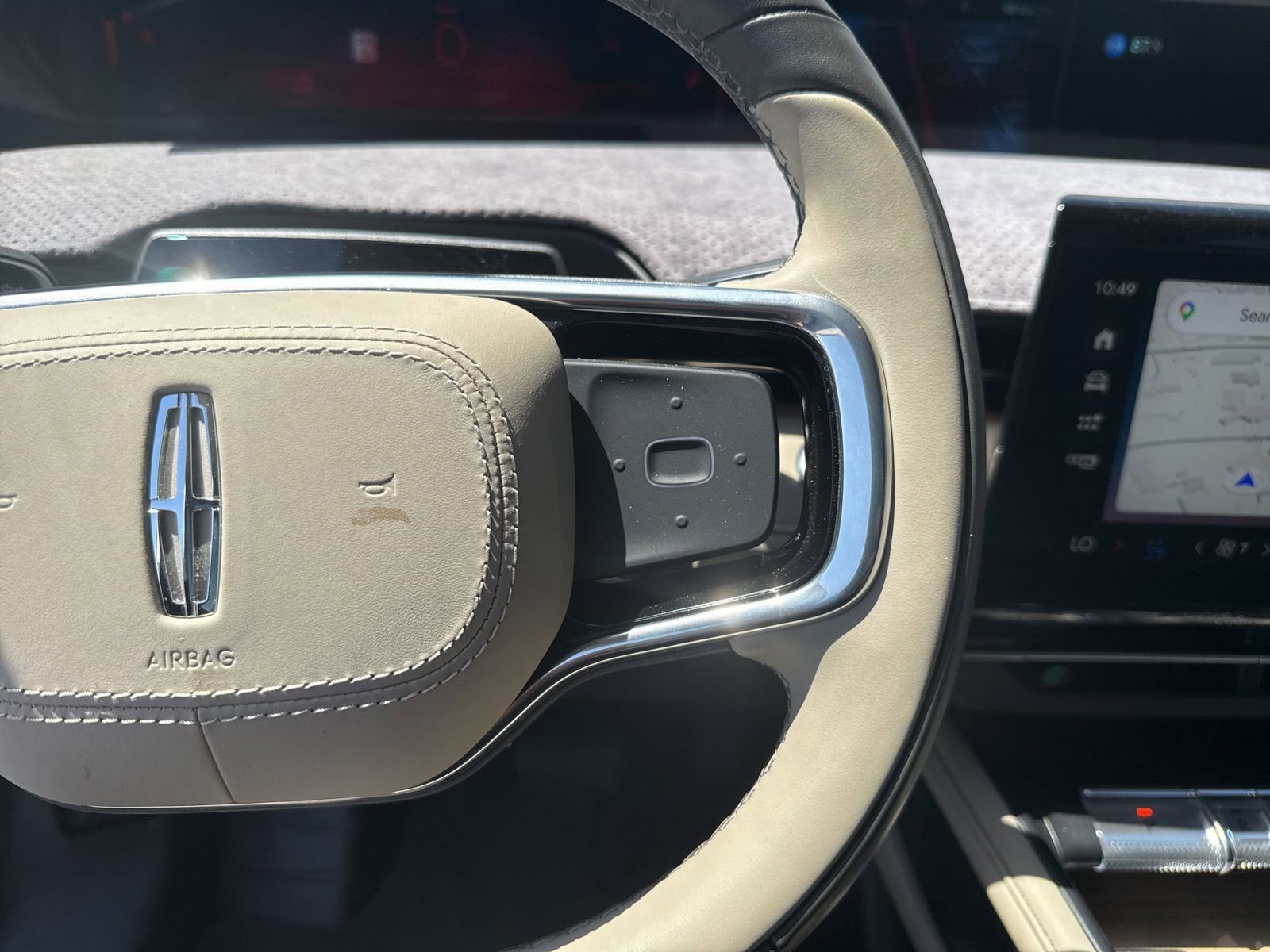Used 2025 Lincoln Nautilus Reserve AWD/4WD image 26