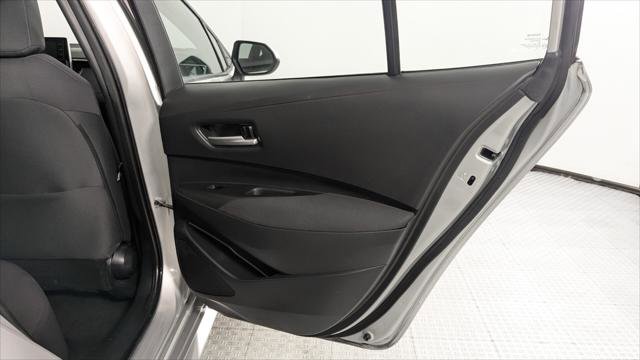 Used 2021 Toyota Corolla LE FWD image 19