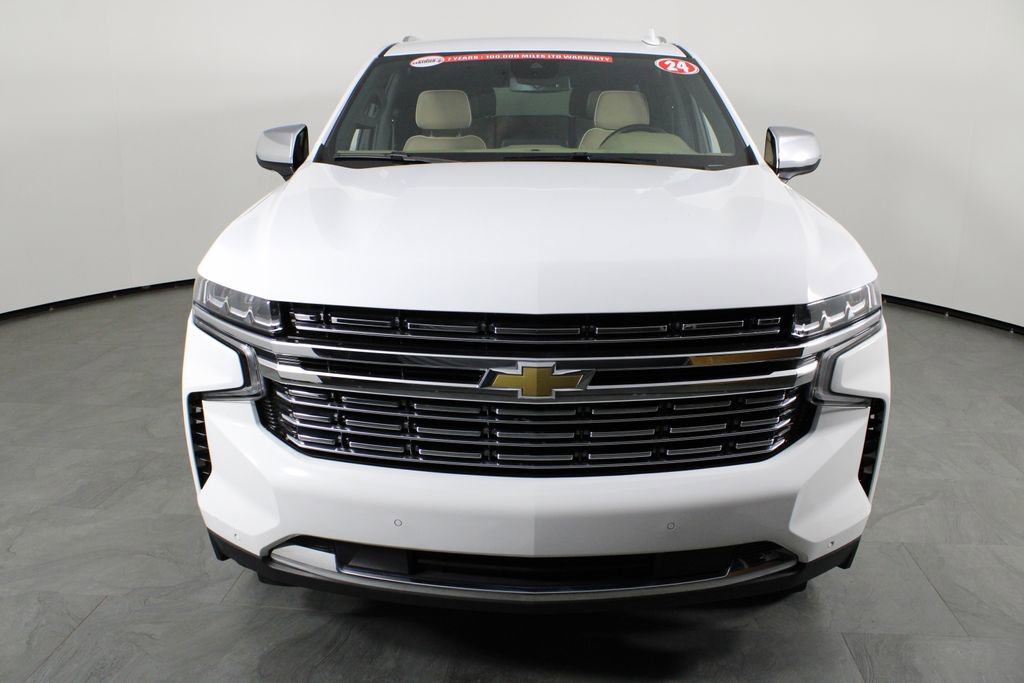Used 2024 Chevrolet Suburban Premier RWD image 13