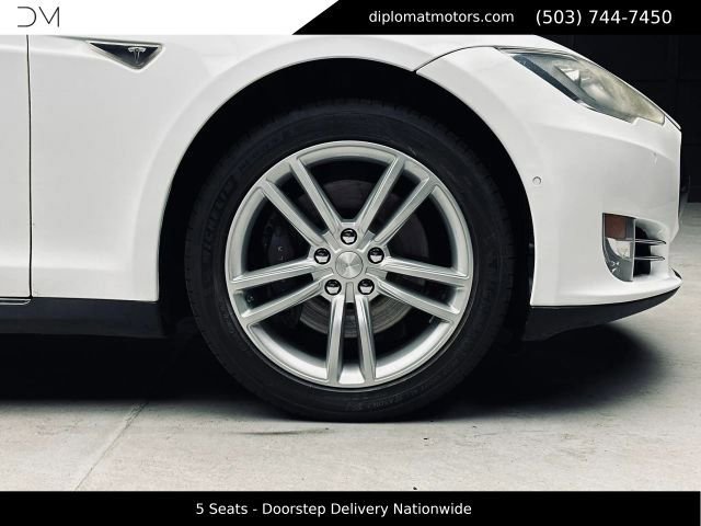 Used 2014 Tesla Model S 85 RWD image 39