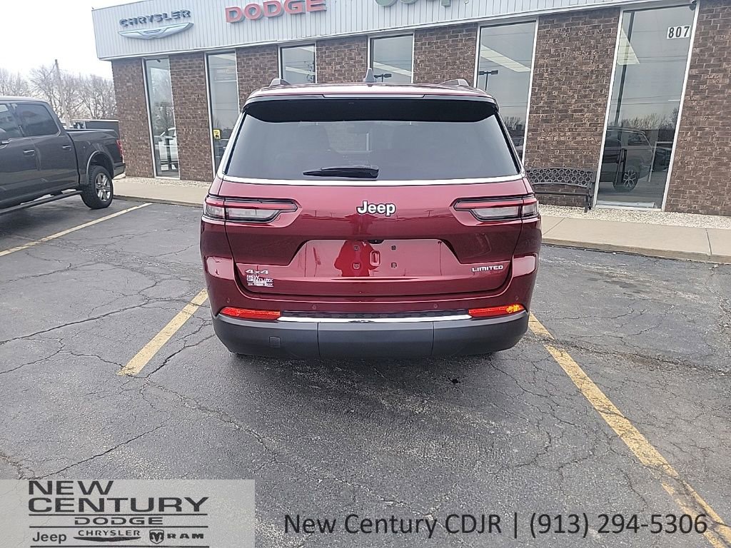 Used 2025 Jeep Grand Cherokee L Limited AWD/4WD image 4
