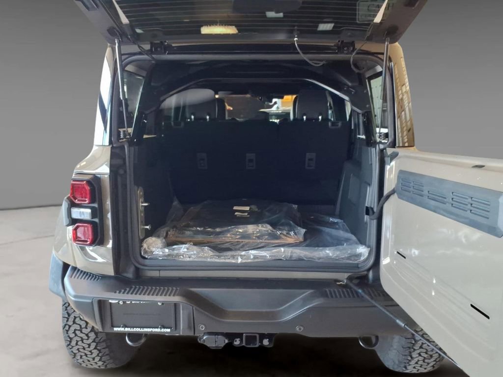 New 2025 Ford Bronco Raptor image 6