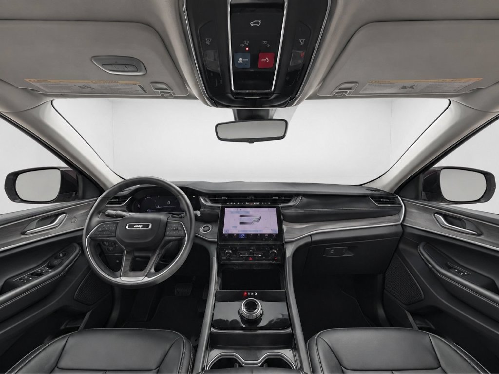 Used 2023 Jeep Grand Cherokee L Limited RWD image 27
