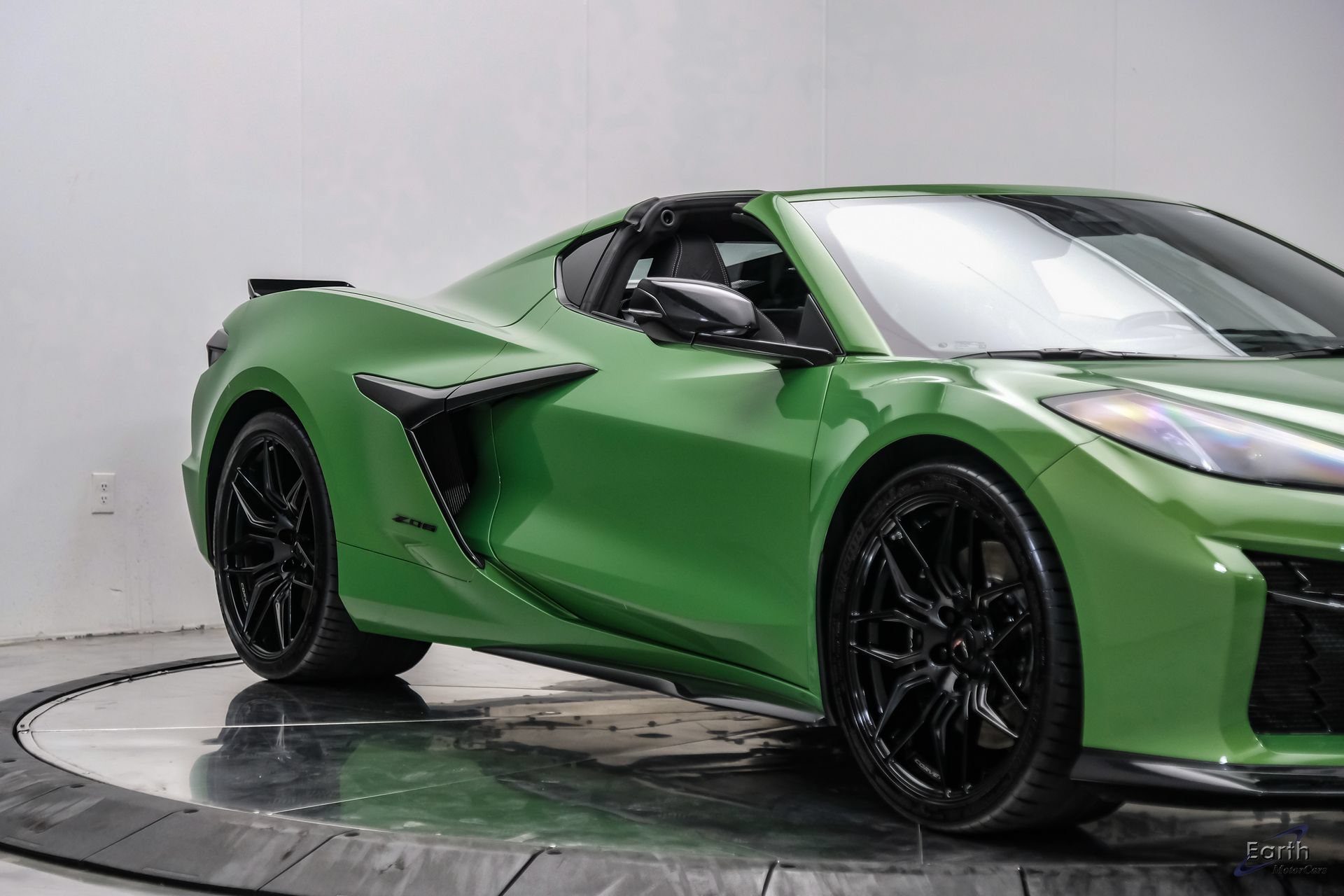 Used 2026 Chevrolet Corvette Z06 RWD image 38