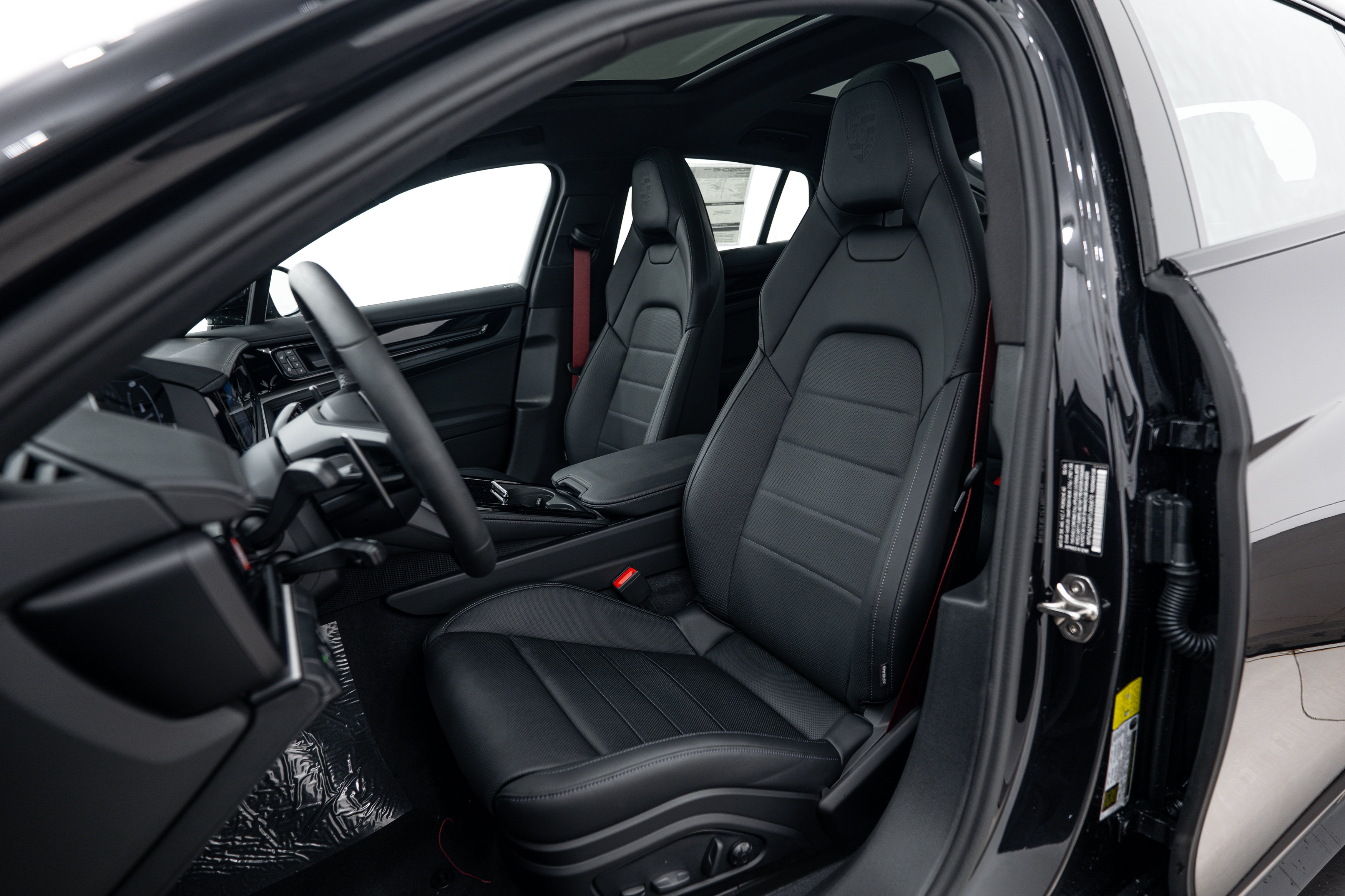 New 2026 Porsche Panamera 4 AWD/4WD image 5